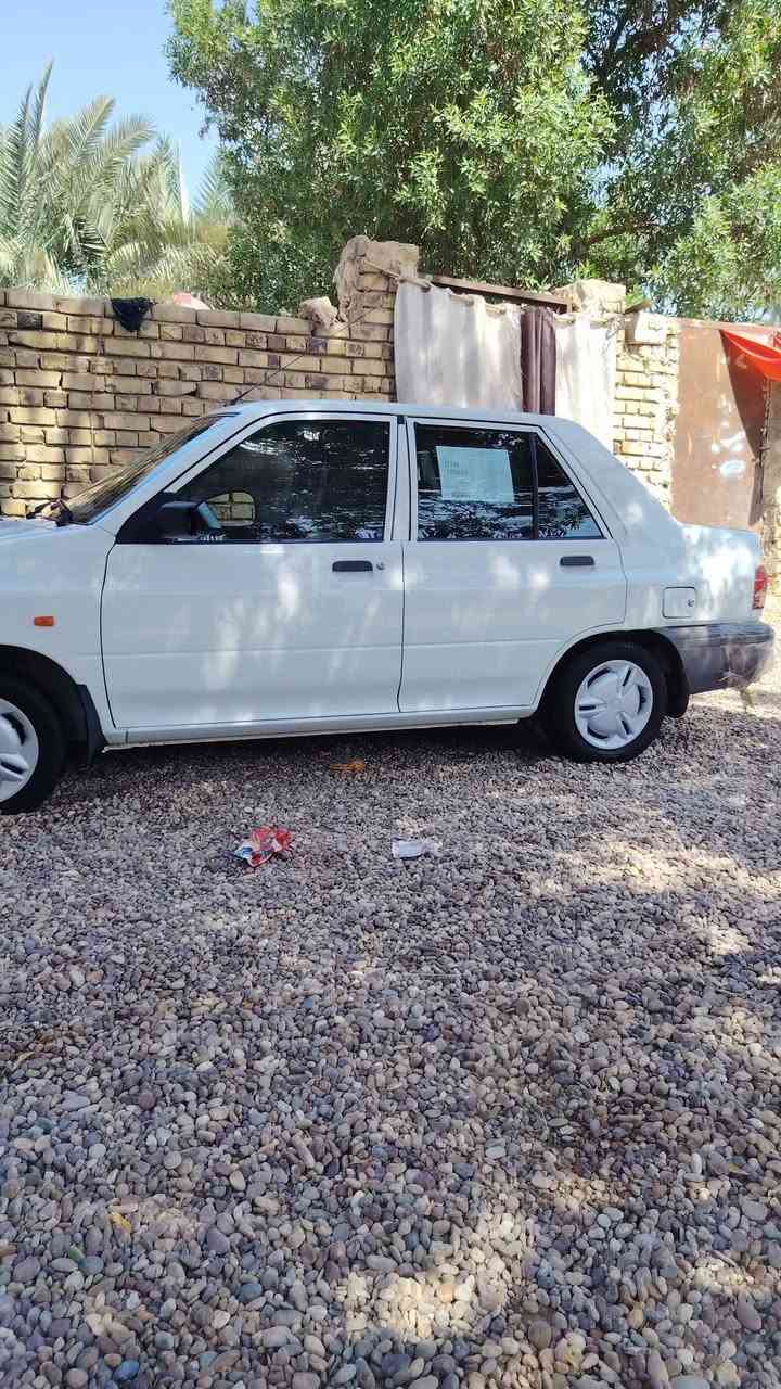 للبيع موديل 23 ماشيه 50 جديده سياره رقم قادسيه مكفوله كفاله عامه بسمي ب70 وبيه مجال قليل مكاني شاميه ***********
