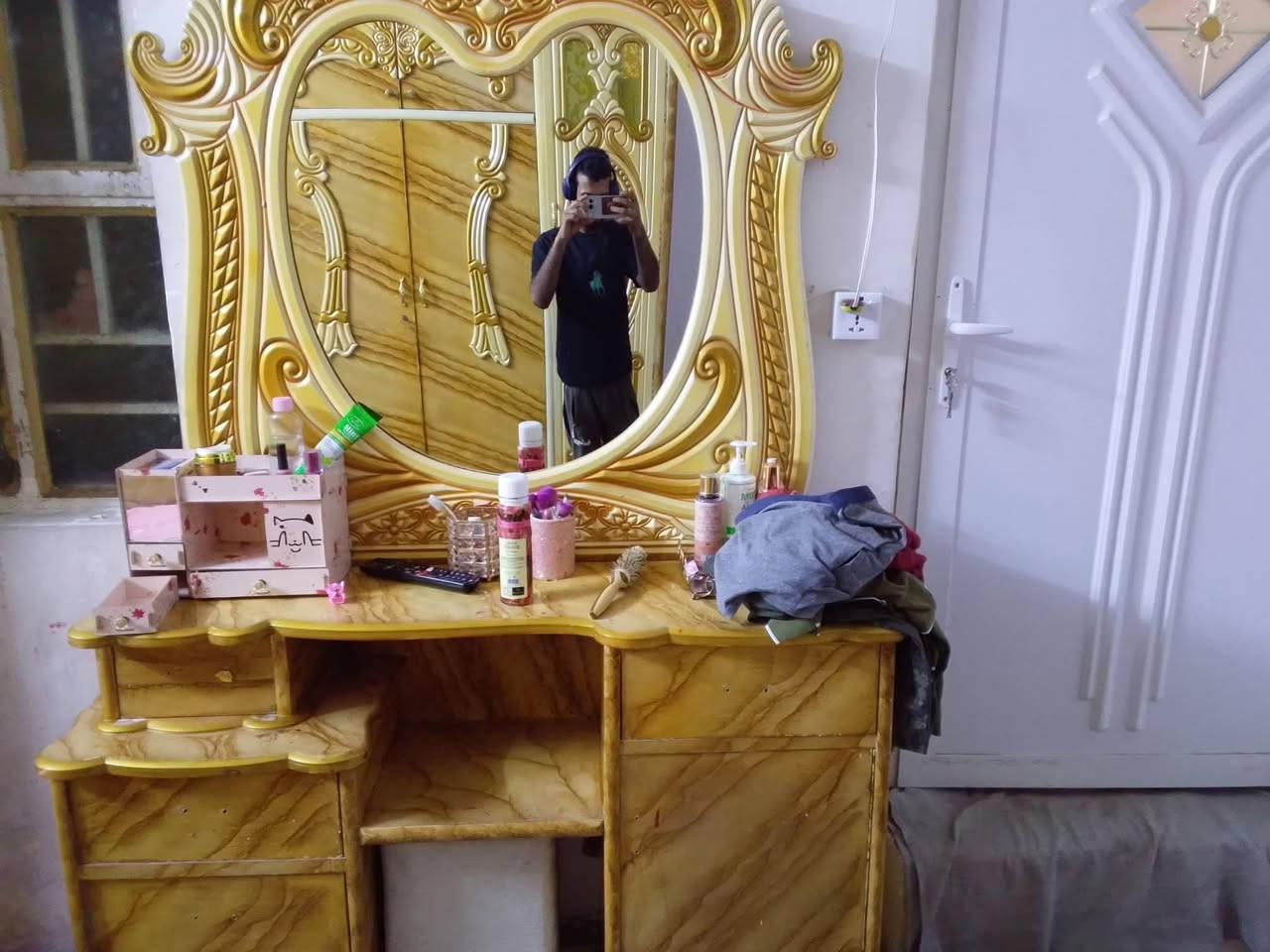 غرفه نوم للبيع بغداد مدينه الصدر سعر 700الف ***********
خابرني وتدال بغداد مدينه الصدر ام الكبر والغزلان شارع الضغط قرب طفران الزهراء
