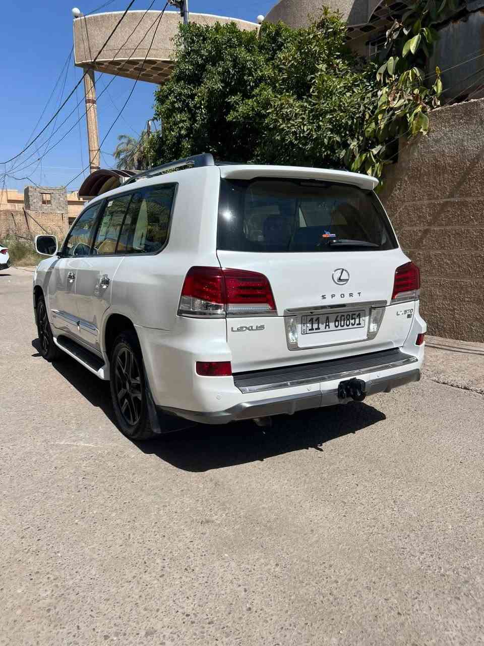 السلام عليكم لكزز ٢٠١٣ رقم بغداد انكليزي بسمي فول مواصفات مكفوله من الصبغ فقط بنيد مبدل بلادي والسونار مرفق السعر ٣١٨ وبيها مجال ***********
