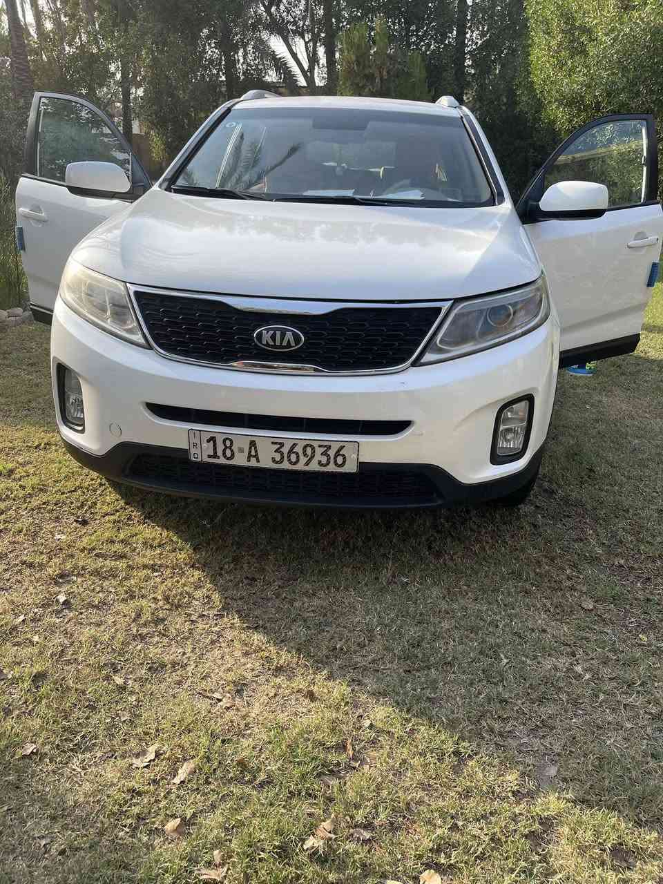 سورنتو 2013 خليجي
ماشيه 143 ألف  
رقم جديد سنويه لل 2030
7 راكب 
محرك 2400 دوش
حادثها بنيد تبديل و باج بالجاملغ الامامي 
ويل كروم
 كامره خلفيه
 حساسات خلفيه 
 سترين تحكم 
السعر 160 وبيها مجال  
للاستفسار على الرقم ***********
