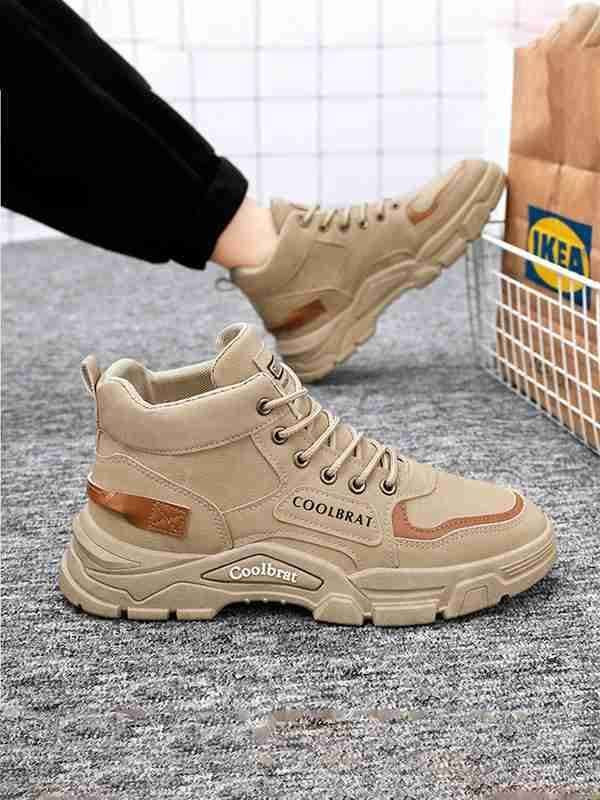 توفر✨✨✨✨✨✨
حذاء كوالتي عالي 
قياس ٤٦


**إذا كنت صاحب هذا الإعلان وتريد حذفه لأي سبب، رجاءا أرسل رسالة إلى الدعم الفني**