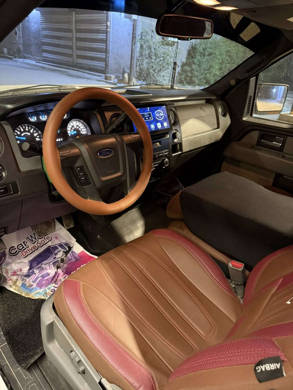 فورد للبيع او المراوس
f 150 6v 3700
خليجي وكالة نيفا 
2013
كفالة عامة + كير مكينه جدد كفالة 
ترايك وين متريد 
باب طويل 
السياره خير من الله 
تخم تاير جبلي 
منضومة احتراق جديدة 
السياره مشالله مكاني بغداد البوعيثة 
***********
