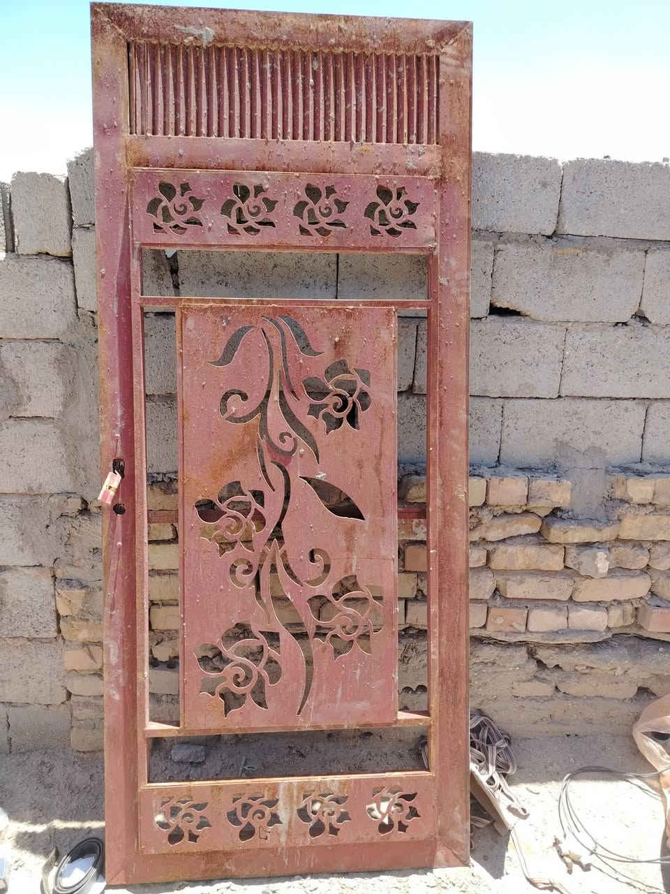 باب للبيع‎***********
