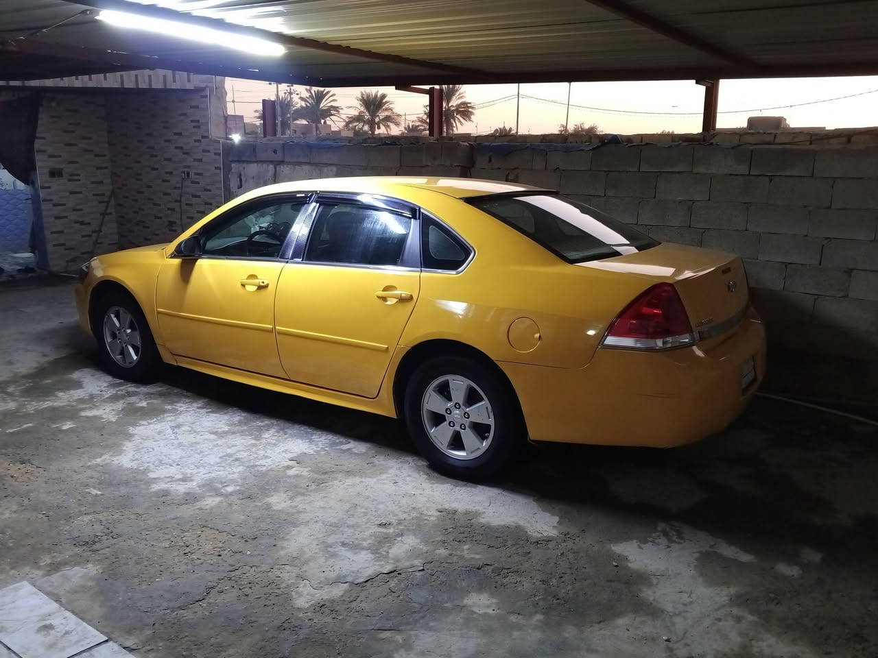 السلام عليكم امبالا للبيع موديل 2010مكينه وكير شرط حداديه تخم تاير تبريد شغال حادثه جاملغ امامي  السعر 55 المكان الديوانية  ***********
