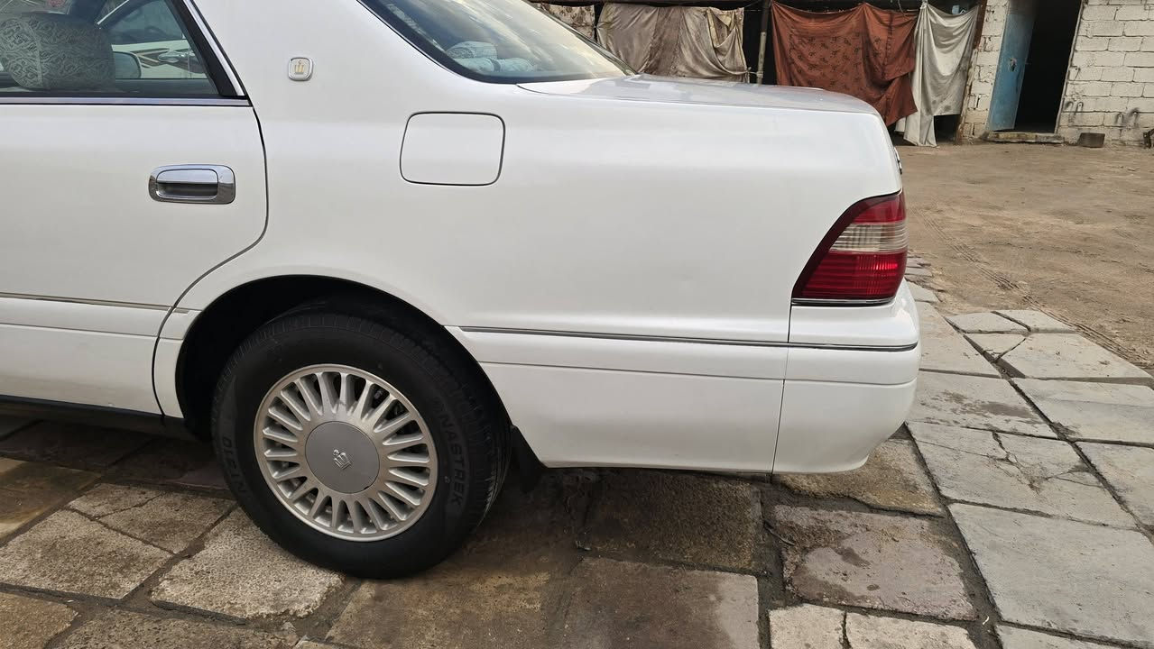 السلام عليكم راس ثور مديل ١٩٩٧ رقم بغداد مشروع وطني سنويته مجدده ٢٠٢٩ رقم انكليزي بسمي مكفولة كفاله عامه من الكصه و نقل جثة و الضربة و صبغ و تبديل و خياس محرك وكير وحدادية مكفولات كهربائيات كله شغاله التبريد شغال سعرها ١٢٥ وبيها مجال مكانها النجف رقم الهاتف ***********
