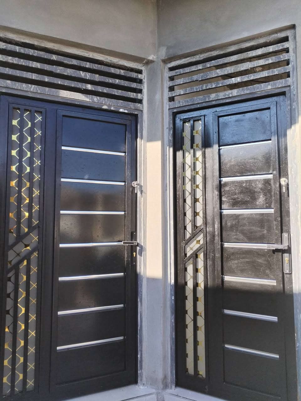 بعض اعمالنه انشاء الله ينال عجابكم يوجد لدينا جميع انواع زجاجات دبل جام زجاج تركي معجون زجاج لستيك المنيوم تواصل *********** العنوان طوز قرب امام احمد مقابيل ماركيت حسين معروف
