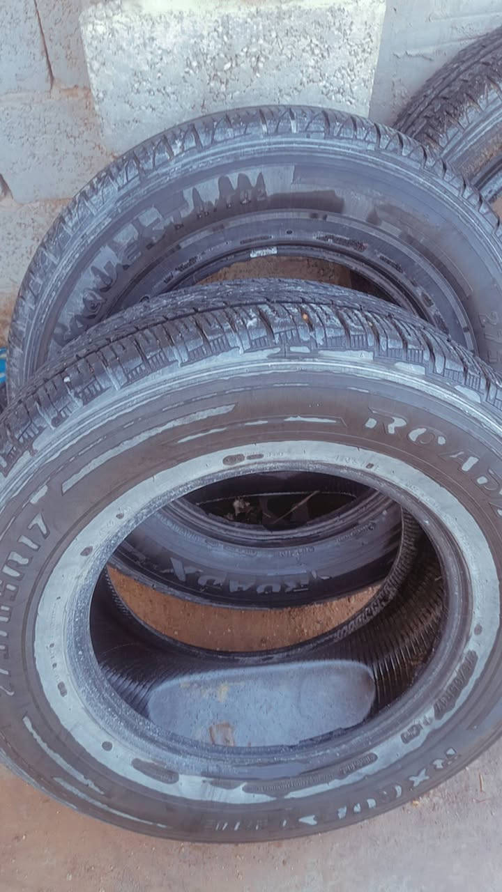 تخم تاير  لاندكروز 
قياس 275/65/17
السعر 125الف


**إذا كنت صاحب هذا الإعلان وتريد حذفه لأي سبب، رجاءا أرسل رسالة إلى الدعم الفني**