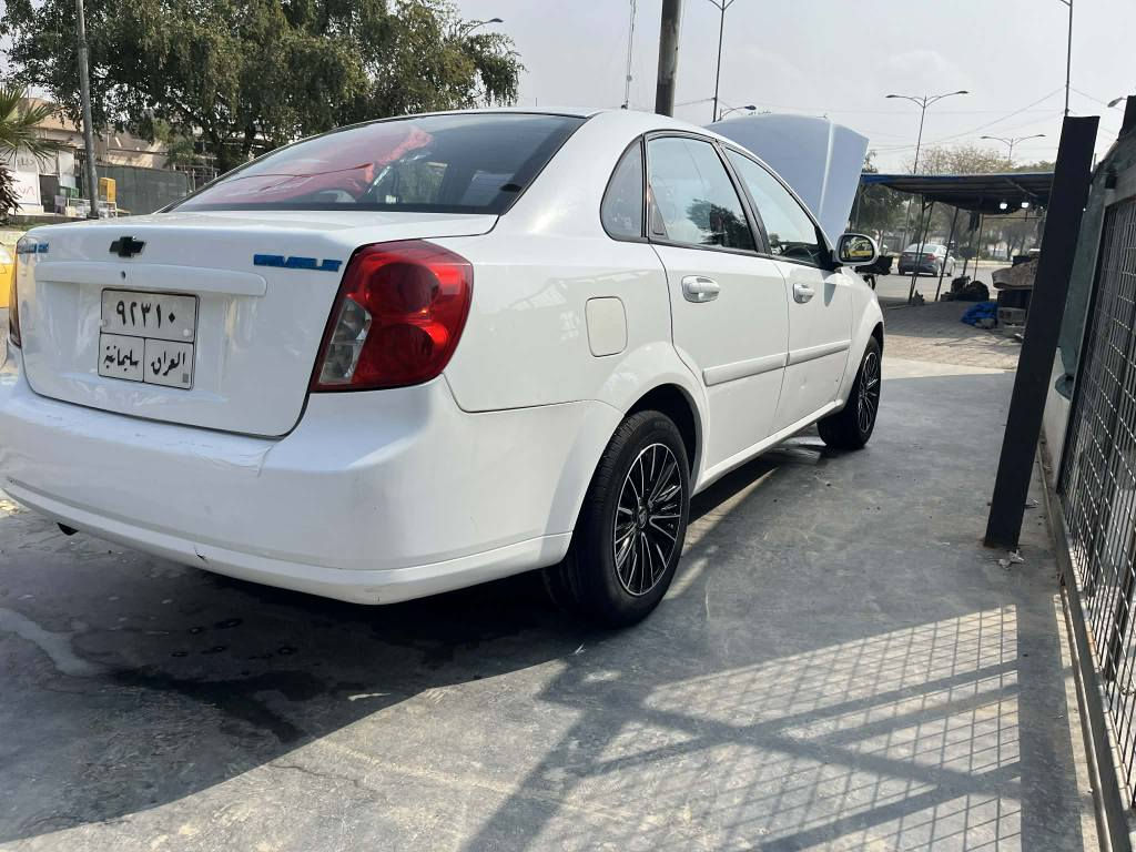 اوبترا موديل 2011 رقم سليماني و سنوية لحد 2027 و تخم ويل و تاير جديد و حدادية جديدو شاشة ايباد  محرك اوروبي كير توماتيك جديد نص جاملخ مصبوغ بدون دواخل 
مكانين عدعها بارد رقم موبايل *********** و *********** كركوك, العراق
