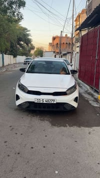 كيا سيراتو موديل 2023 ماشية 59 محرك 1600 مواصفات فول ماعدى البصمة السع...