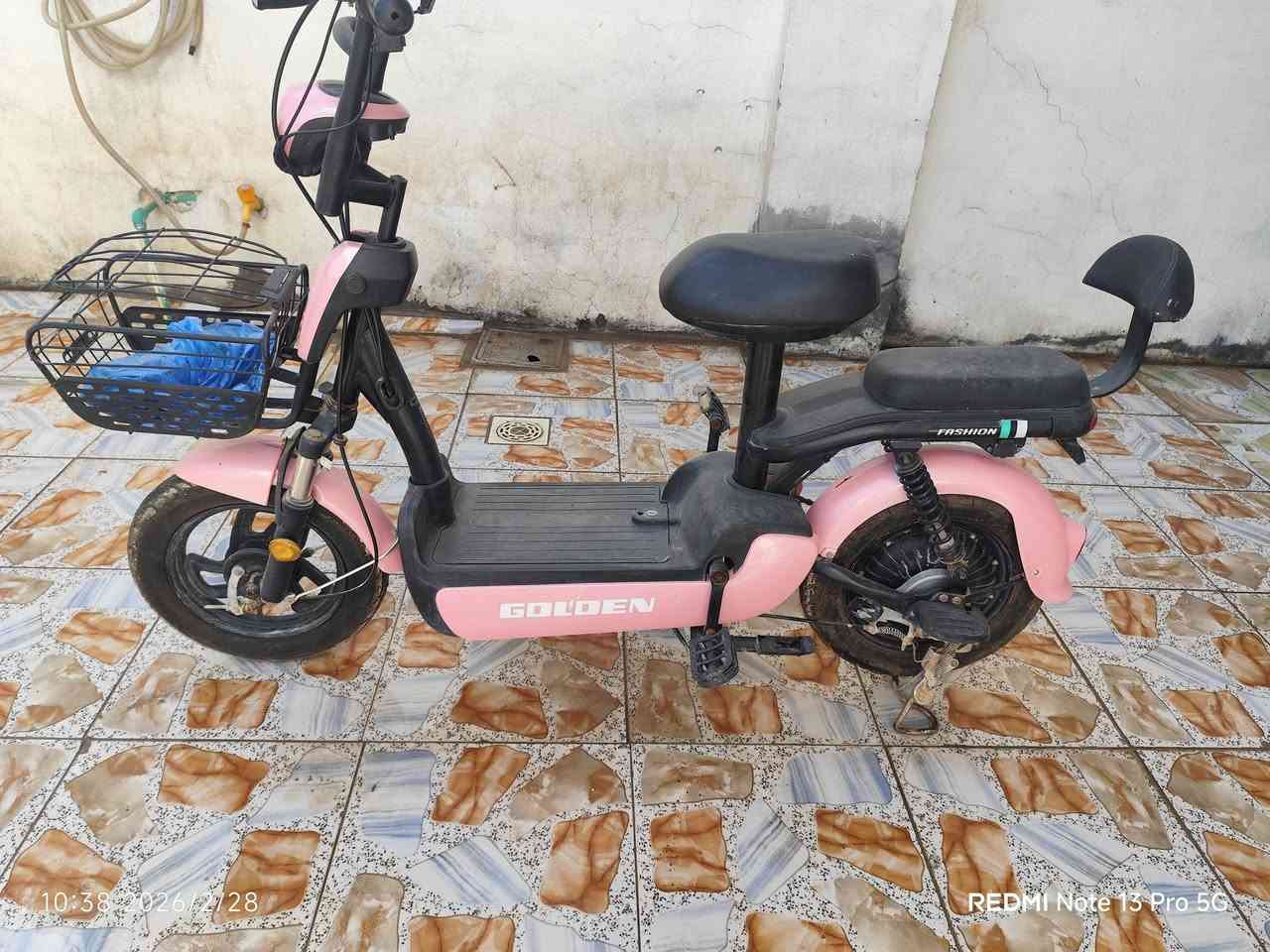 بايسكل شحن استعمال بسيط جدا بطارياتة منتهية لان تاركة
ب150 وبي مجال 
مكاني كربلاء عكد بليبل


**إذا كنت صاحب هذا الإعلان وتريد حذفه لأي سبب، رجاءا أرسل رسالة إلى الدعم الفني**