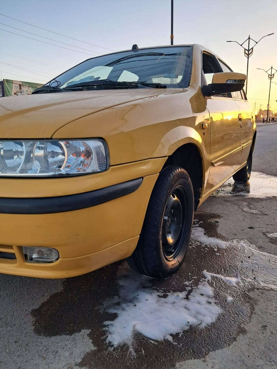 سلام عليكم سمند سورن موديل 12 سياره رقم منكليزي سياره تحويل 
سياره بيه نقص تبريد سياره كله شغاله بيه طخه موضع بصوره بجاملغ المامي بجهت سايق 
مكان سياره بغداد قرب مرور الحسينيه 
سعر ٢٩وبيه مجال 
***********
