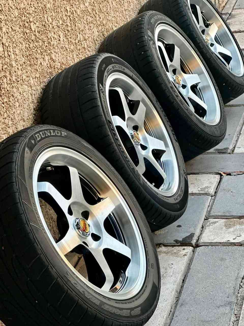 للبيع فقط مكاني بغداد 
السعر 550 الف قفل من الاخير سعر نهائي 
حجم 17 اصلي توسايز مكفول من التصليح والعواج والفطر 
ينشد ياباني كوري امريكي صيني 
اي استفسار موجود خاص


**إذا كنت صاحب هذا الإعلان وتريد حذفه لأي سبب، رجاءا أرسل رسالة إلى الدعم الفني**