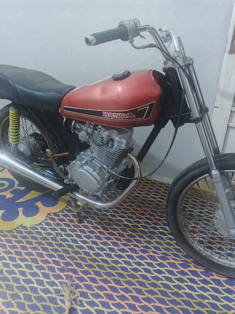 سلام عليكم دراجه لبيع بدون وراق السعر 300 وبيه مجال ***********
