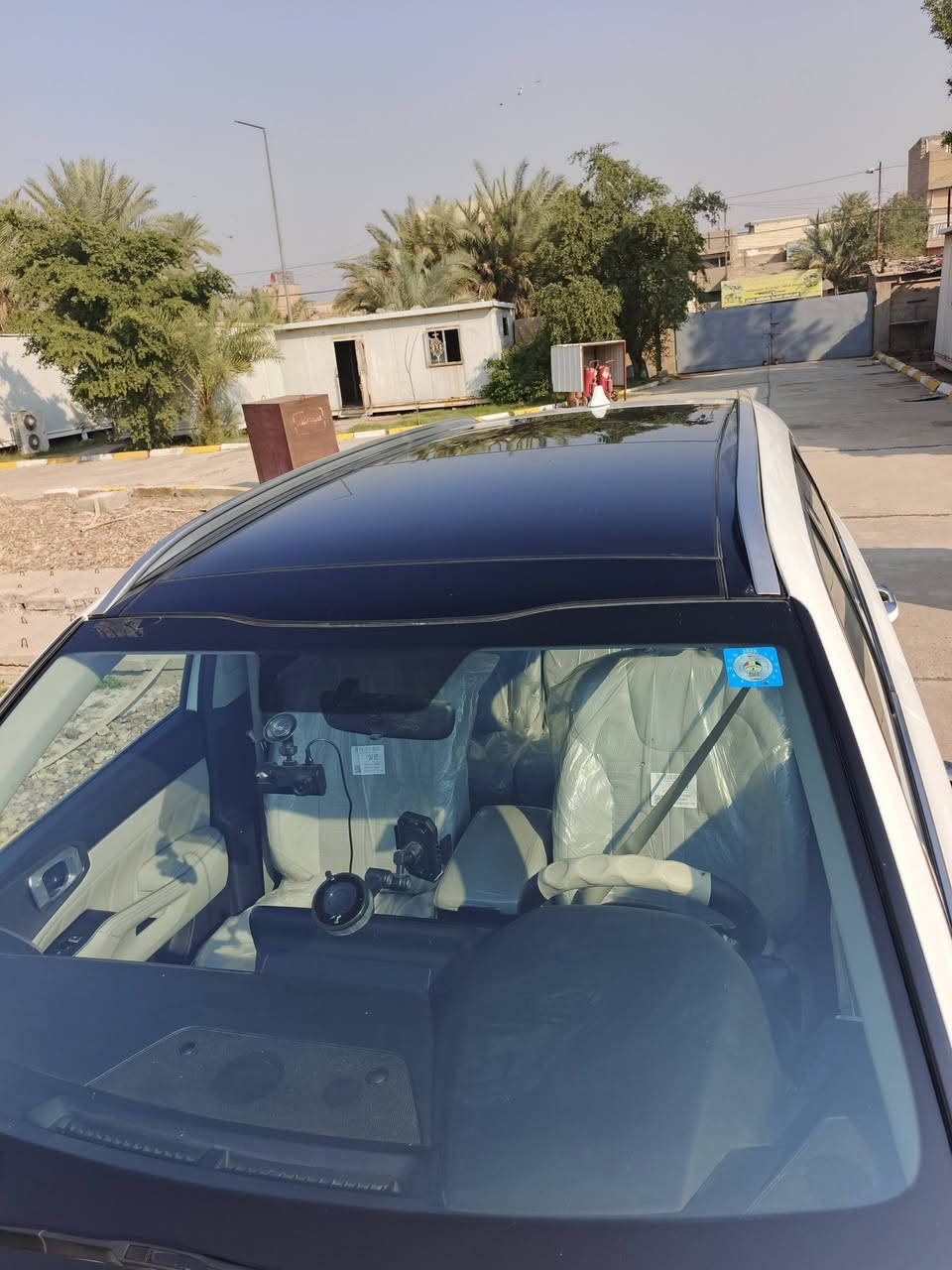 سلام عليكم للبيع كيا سورنتو موديل 2023
رقم بغداد الدولي فول موصافات 

6سلندر

 بنوراما

٧ راكب

٣ قطع تبريد

بصمه 

كرسي السايق كهرباء

جنطه كهرباء

كامره خلفيه

شاشه كبيره

شاحن موبايل

حساس امامي خلفي

وباقي المواصفات المعروفه

ماشيه 70 الف

مكفوله من الصبغ والضربه والتبديل

السيارة جديدة بمعنى الكلمة

بيها بارد باب عكس السايق فقط الباقي كفالة عامة

عنواني بغداد مدينة الصدر

 السعر ٣١٠ وبيها مجال

للاستفسار ***********
