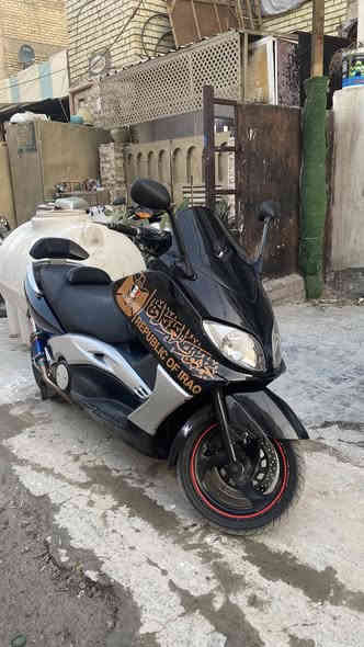 سلام عليكم تي ماكس 500cc موديل 2007 مكينه تخبل ناعمه لا نضوح ولا صوت ولا تبخير الدراجه بيها تچوه اصليه و صالصنه اوفير اصليه وبيها مرايات مال 11 وكلج مالوسي وبيها قبق عمبار رياضي اصلي بيها فج برمبو الدراجه عليها ادامه عامه من تنضيف كابريتر يعني انسى الخربطه رون مستقر وبيها زوج بلكات جديده وتنضيف روس البلكات وادامه عامه للكلجات الدراجه اي نقص مابيها كلشي بيها شغال والضفيره ماملعوب بيها زلغ مابيها 
السعر 15 ورقه وبيها مجال بسيط جداً
مكاني بغداد صليخ او الـ600 
رقمي ***********
