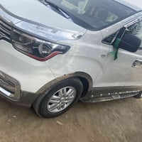 متوفر خط الئ معهد الفنون بنات فقط علمن انه الكروه (4)لاتصال 0778081318...