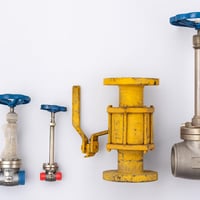 🛠️ متوفر الآن 🛠️ مجموعة صمامات صناعية (كاكات) من الفولاذ المقاوم للصدأ...