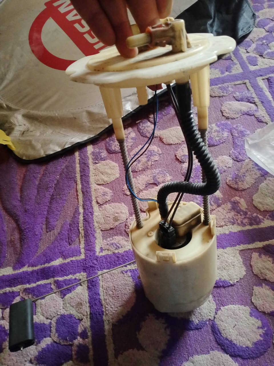 اغراض للبيع نيسان عالي استفسار اتصال على الرقم ***********
