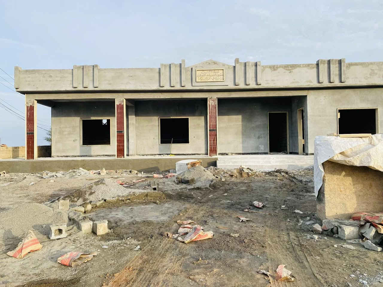 لباخين الموصل مساطر...
عندي ربعة 16 طول عرض 6 ارتفاع 3.5
        ربعه 8.5 طول  عرض 5 ارتفاع 3.5
الشغل جاهز ***********
