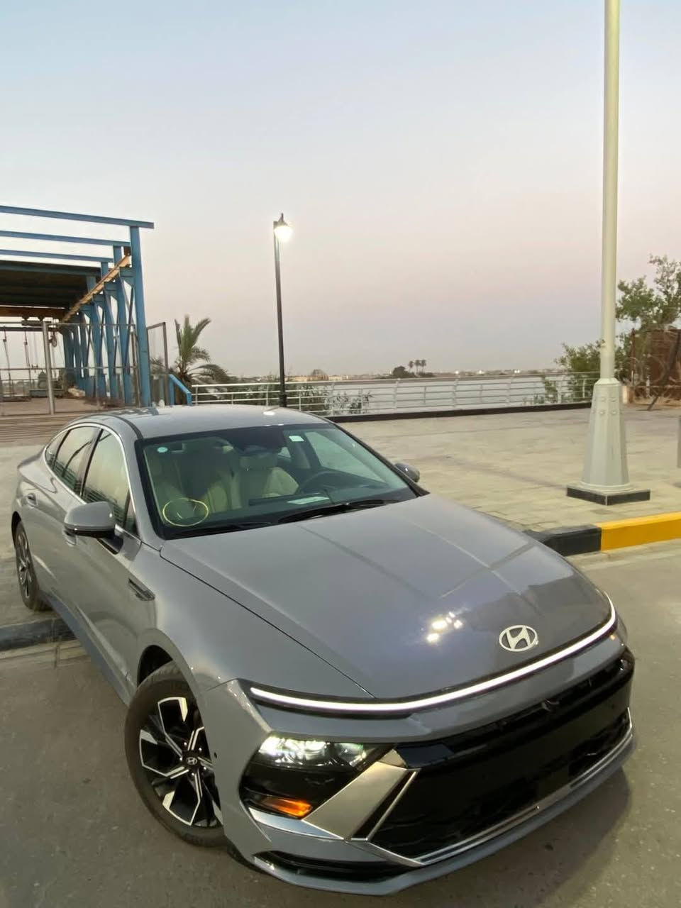 السلام عليكم//
سوناتا دخول جديد 2025

ماشيه 11400

محرك 2.5 * كَير 8 سرعات السياره رقم فحص موقت حره 

سياره   حادث خفيف دعاميه 

مواصفات:
لون موميز تويتي سمنتي 
تشغيل عن بعد

بصمة دخول ذكي

شاشة متصله

تحكم ستيرن

رادار أمامي معا تحديد مسافة سيارة كدامك

رادار خلفي

اوتو ستوب خلفي

اوتو ستوب امامي

كشن كهرباء وفول ايرباك

كشنات تدفئه

كير تعليك

نظام خروج عن المسار

نظام قيادة ذاتيه

نظام اوتو هول

رادر بالمري

هاند بريك بصمة

انظمة قيادة سبورت/ نورمال / كمفورت

كامرة خلفية دوارة

بجم زنون

لدع طول البجم

لايتات اوتو

لقط عمياء

شاشة تبريد تحكم لمس

رقم هاتف /*********** سياره بلبصره وذا اكو مراوس حسب200$
