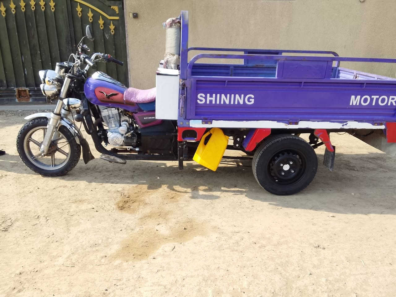 سلام عليكم ستوته صقر مديل٢٠ومحرك٢٥ مكفوله ركبه شاصي كهربيات شغاله نكره سلف كهربيات كلهه شغاله  مابيهه اي نقص أوراق اصوليه مكان بغداد ناحيه الطيفيه شرع لعام حله بغداد تصل وتدلل ***********
