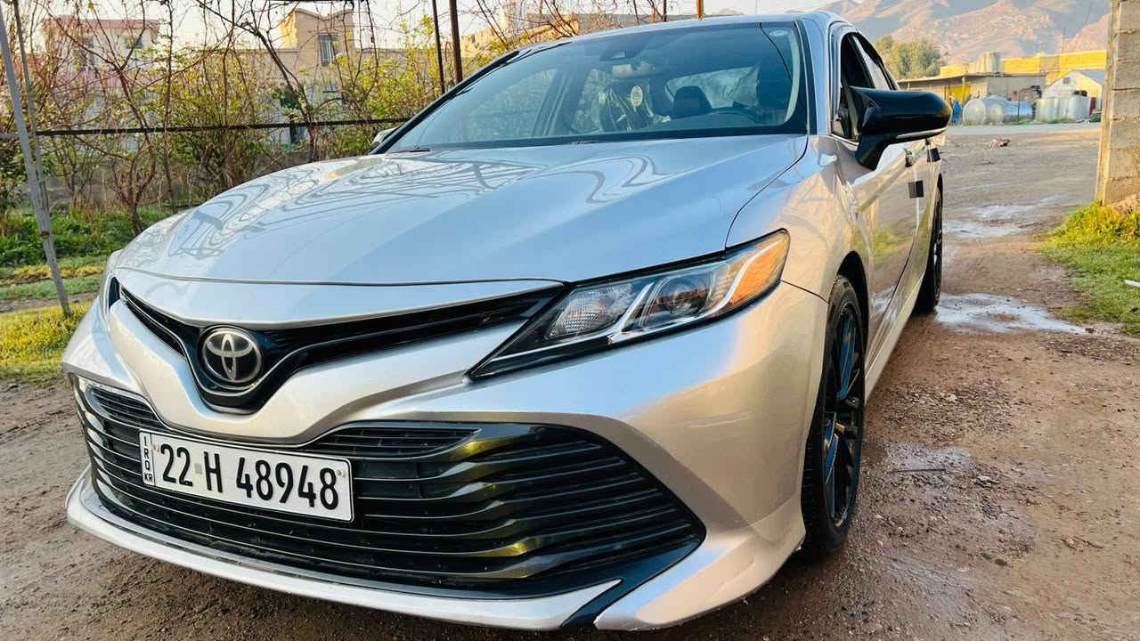 السلام عليكم كامري للبيع موديل 18 ماشيه 100 رقم اربيل سنويه جديده شرط التحويل السياره فول بصمه تشغيل عن بعد فتح الابواب لمس رادار امامي وجانبي السياره فول ضرر جاملق خلفي وقبق صندوگ امبدل والباقي مكفوله بچم كبس  مكان السياره قريه المسحگ السعر 168 وبيها مجال الشراي يتصل ***********
