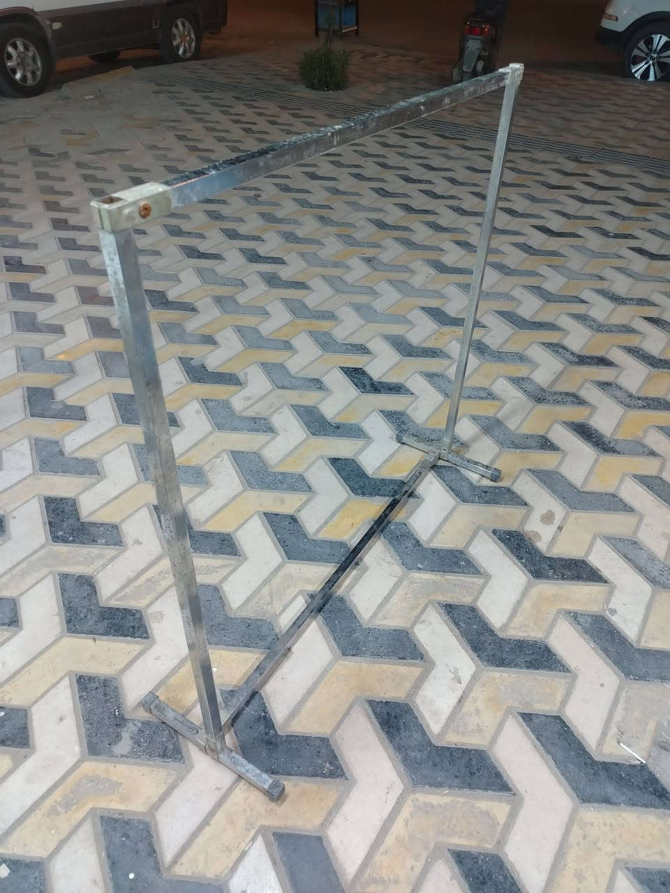 ستاند ملابس
حديد قوي
يتحملن وزن 
القطعة ١١ الف
متوفر قطعتين
العنوان طويريج الشارع العام


**إذا كنت صاحب هذا الإعلان وتريد حذفه لأي سبب، رجاءا أرسل رسالة إلى الدعم الفني**