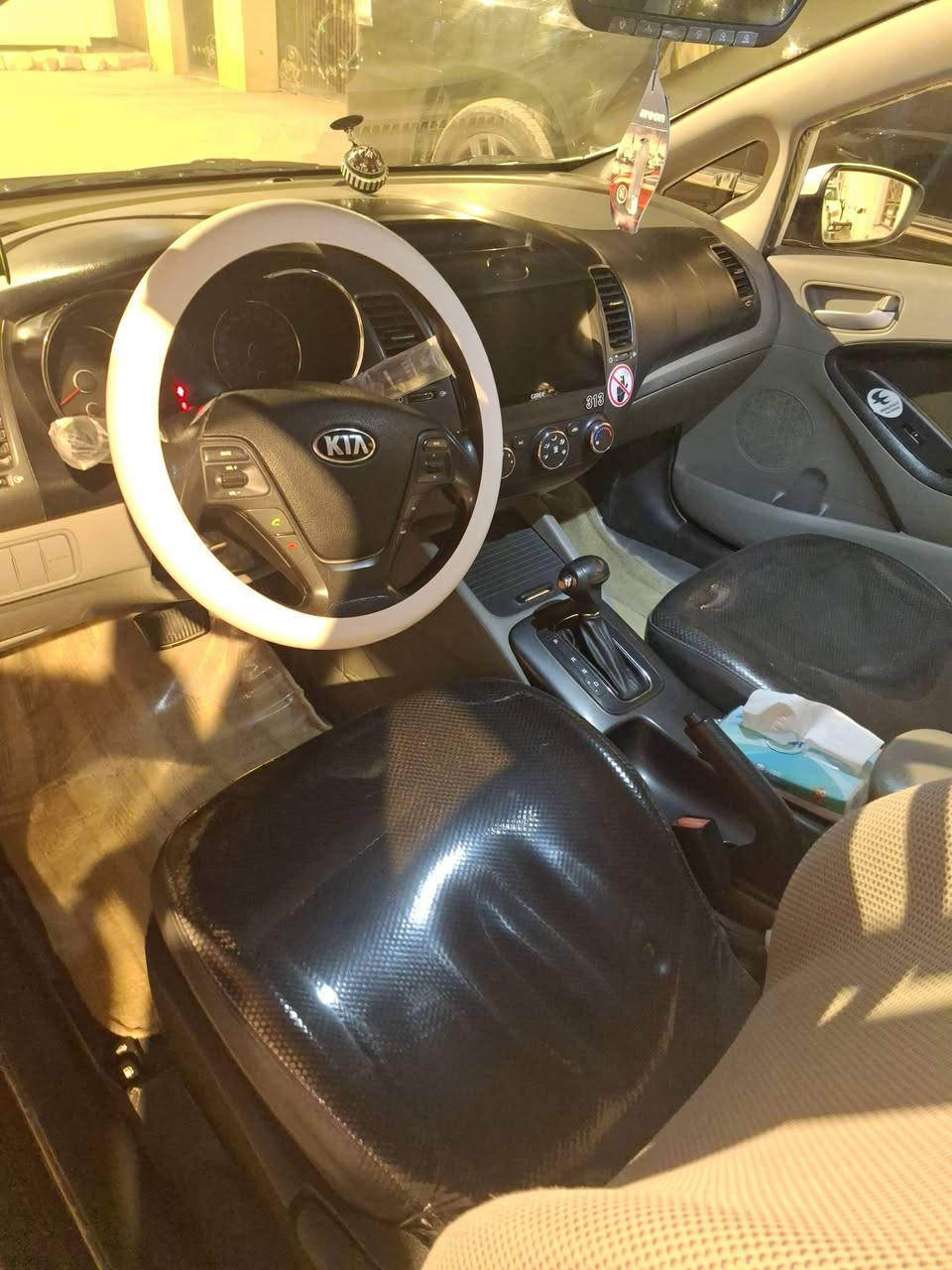 سلام عليكم سياره سيراتو مديل 2014فول مواصفات ماعده البصمه سياره استخدام بيت كفاله سعر 130كفاله
عنوان بصره شارع الوفود للتواصل***********
