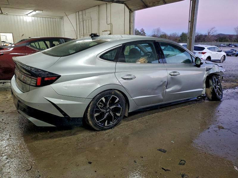 شـــــــــــــــــــركة مـــايباخ 
بأدارة علي عباس الخُزاعي 
وجهتك الأولى لأستيراد وتصدير السيارات

هيونداي سوناتا موديل 2024
واصل للبصره بدون تصليح وكمرك ب140  قفل

الديوانية . حي الجزائر . شارع البستان
📞 *********** 
📞 ***********
