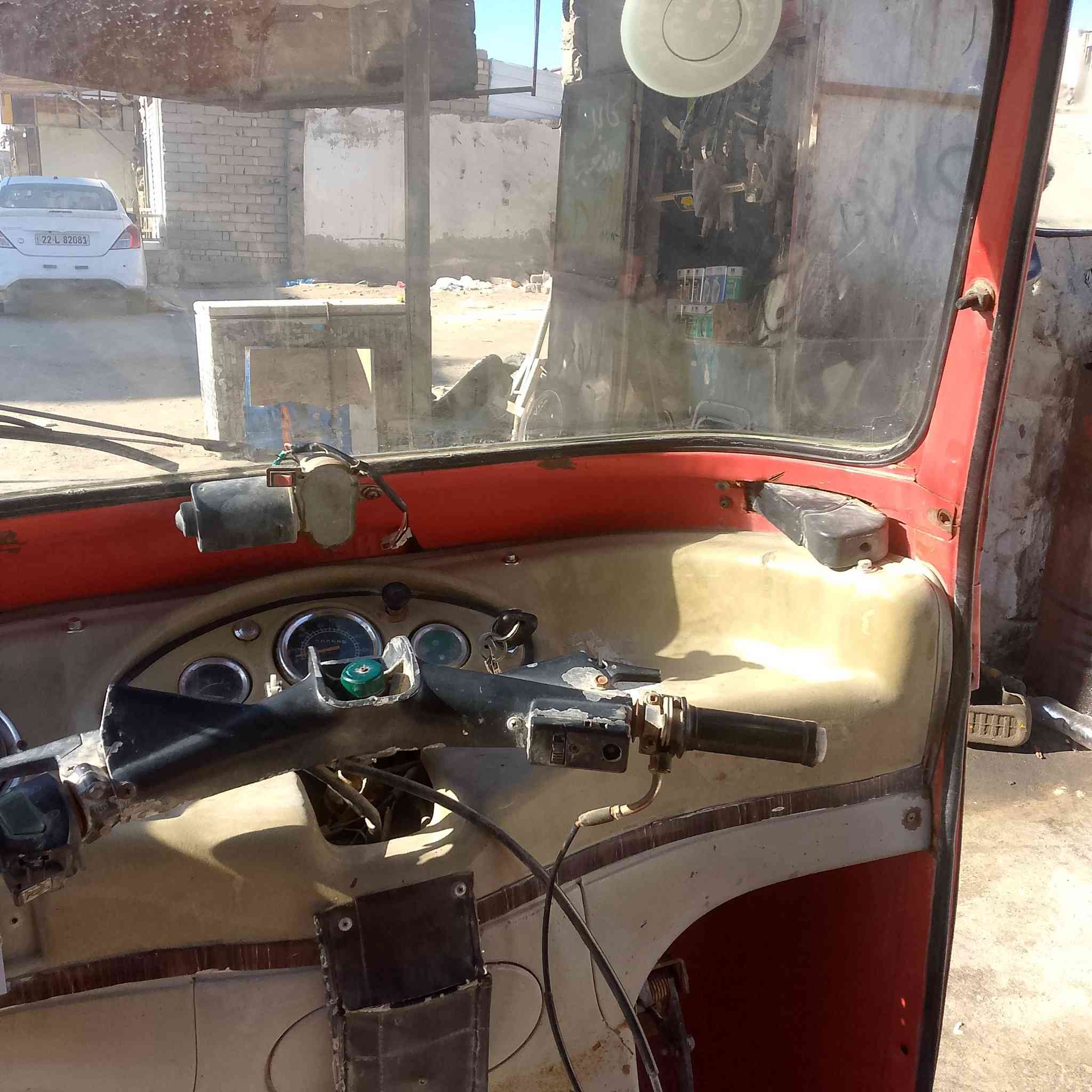 سلام عليكم تكتك لبيع محوره مكينه ستوته مديل 18
وراق  بريك عنبار  كسن لطش  واحد 300 بيه مجال اتصل  برقم *********** 
مكاني ناصريه مركز قرب كراج الموحد
