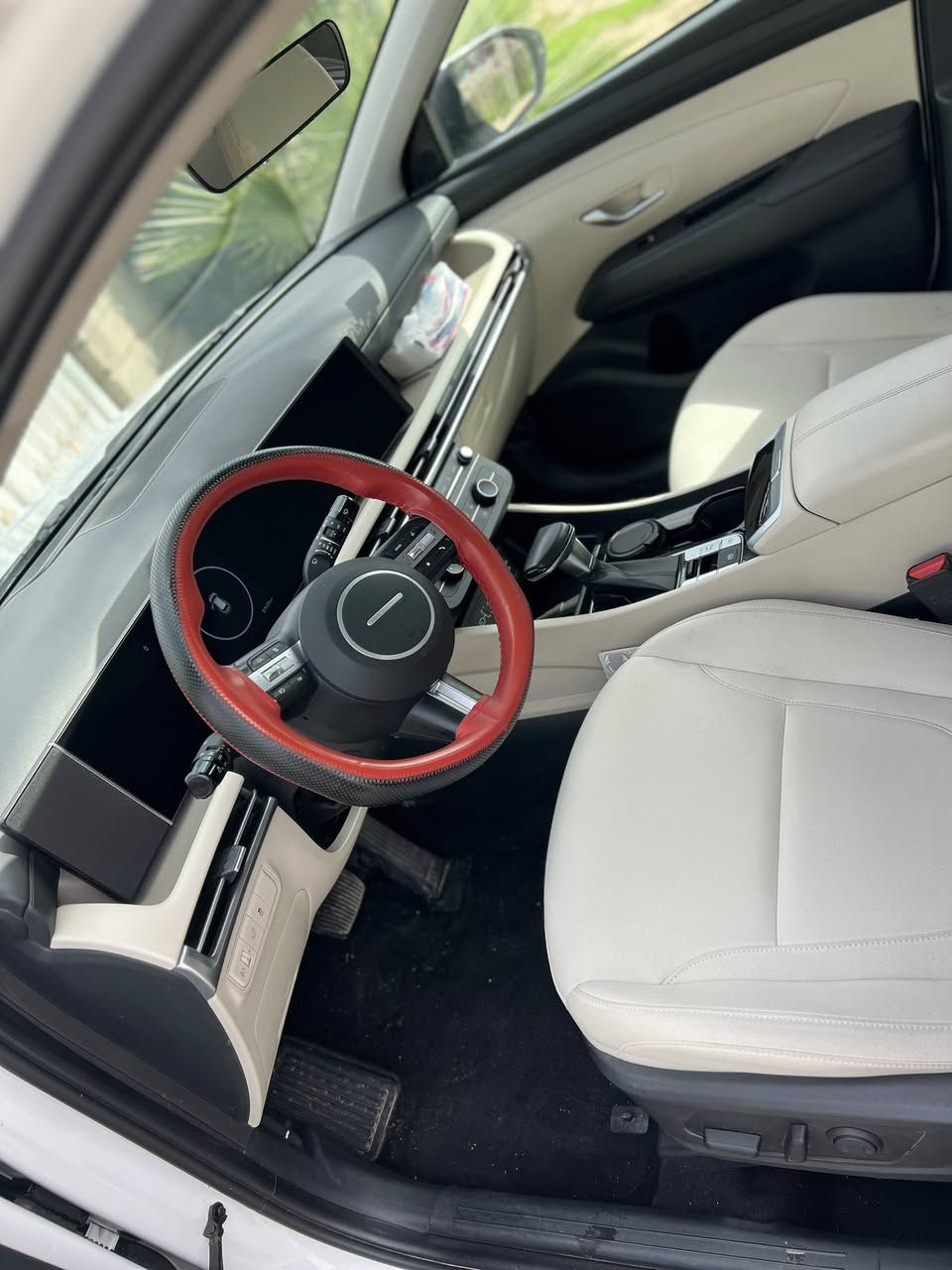 سلام عليكم توسان خلجي موديل 2025 رقم بغداد كفاله عامه ***********
