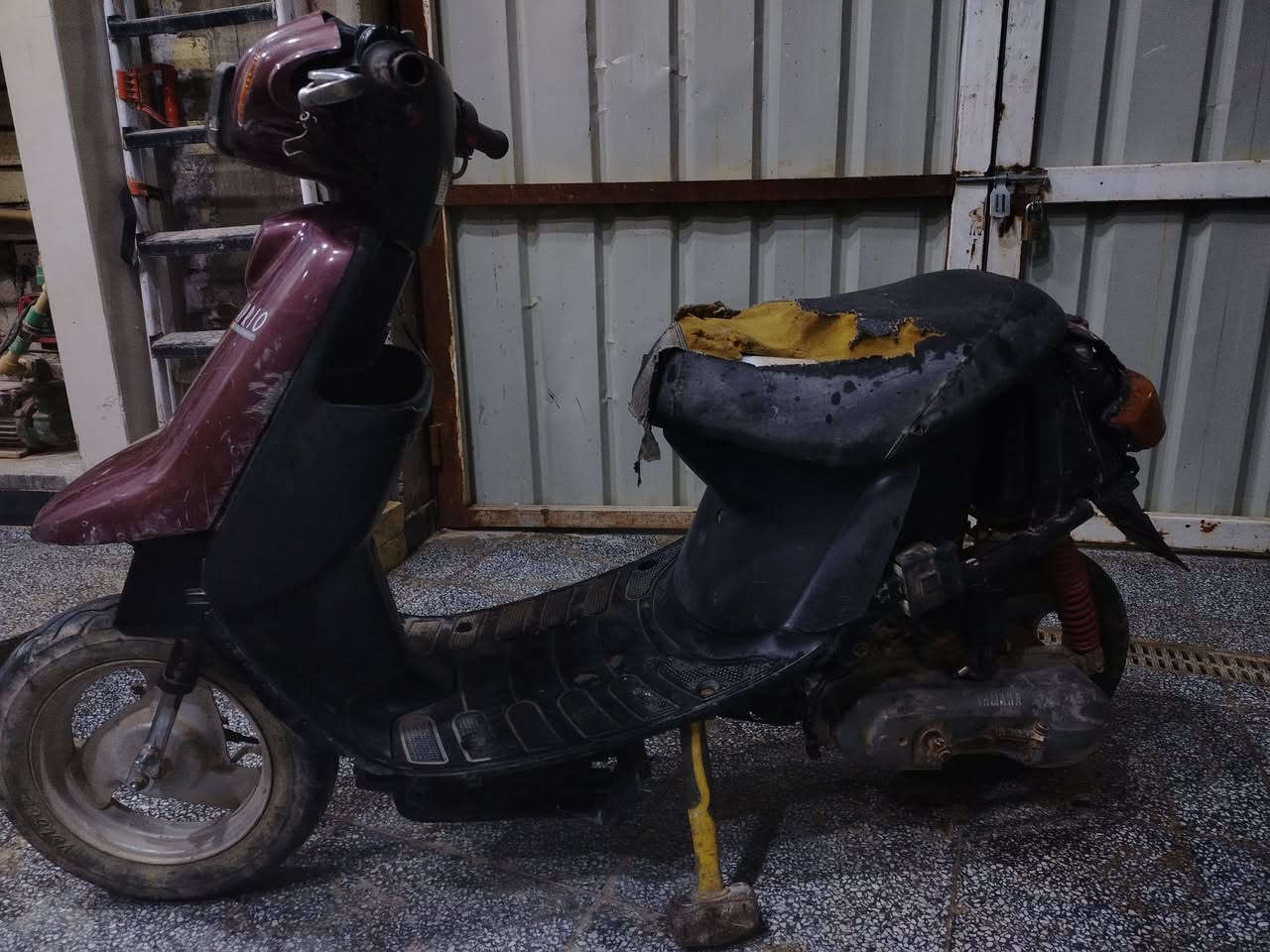 سلام عليكم
دراجه للبيع  كانت تشتغل طفت صار فتره متروكه ماعرف شبيه كوم حديد بيه أوراق
رقمي *********** واتساب
