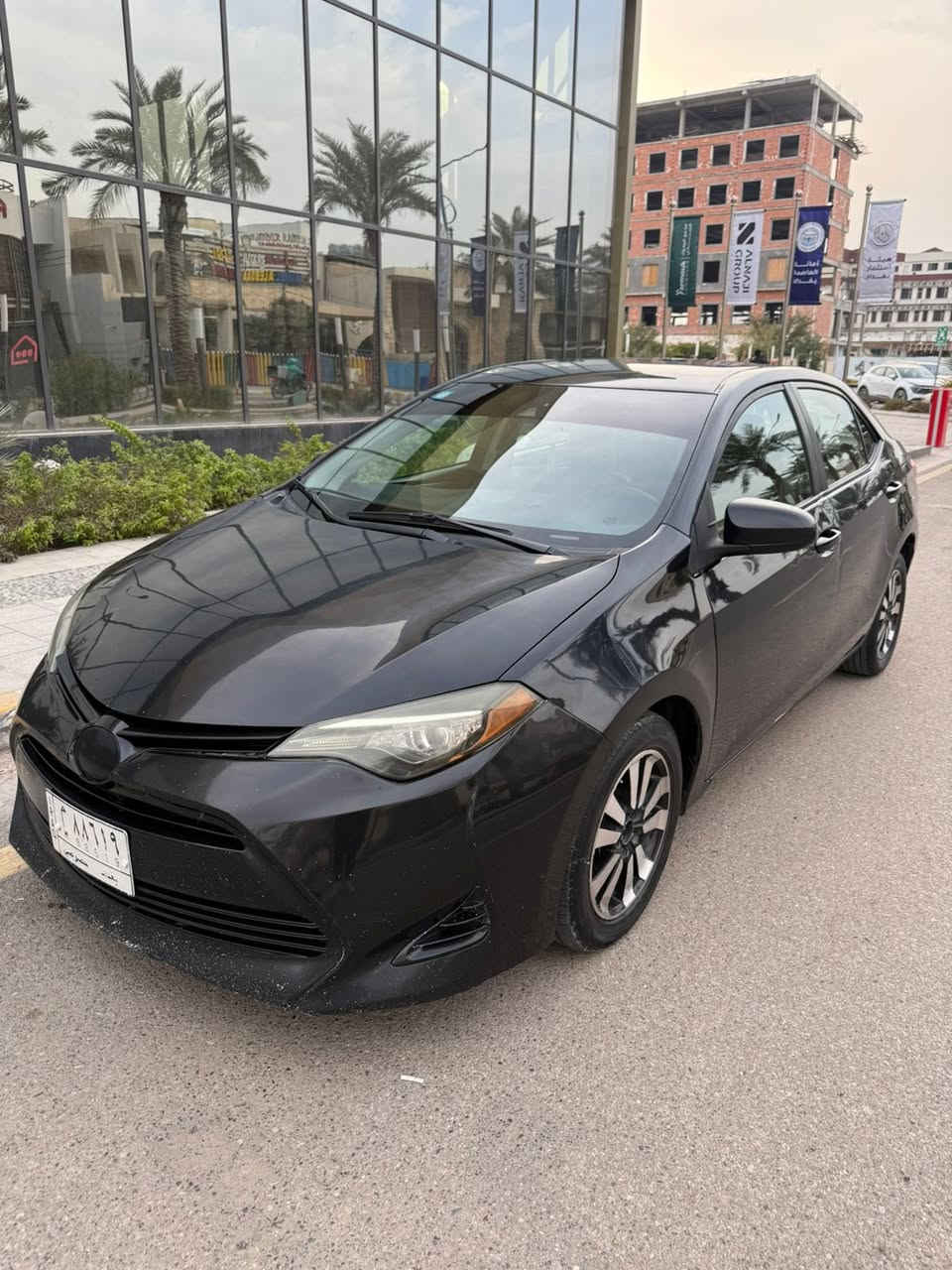 السلام عليكم كورلا 2017 LE  بدون حادث من امريكا كلين تايتل وهنا وكعت عليها قمرية ونصبغ بيها نص قمارة وبچم اي شاصي مابيها الضربة من فوك صايرة   ماشية ١٤٥ الف السيارة گير مكينة جديد مكفول مكان السيارة بغداد اليرموك والسنوية بأسمي  
السعر ١١٥ وبيها مجال للشراي 
***********
***********
