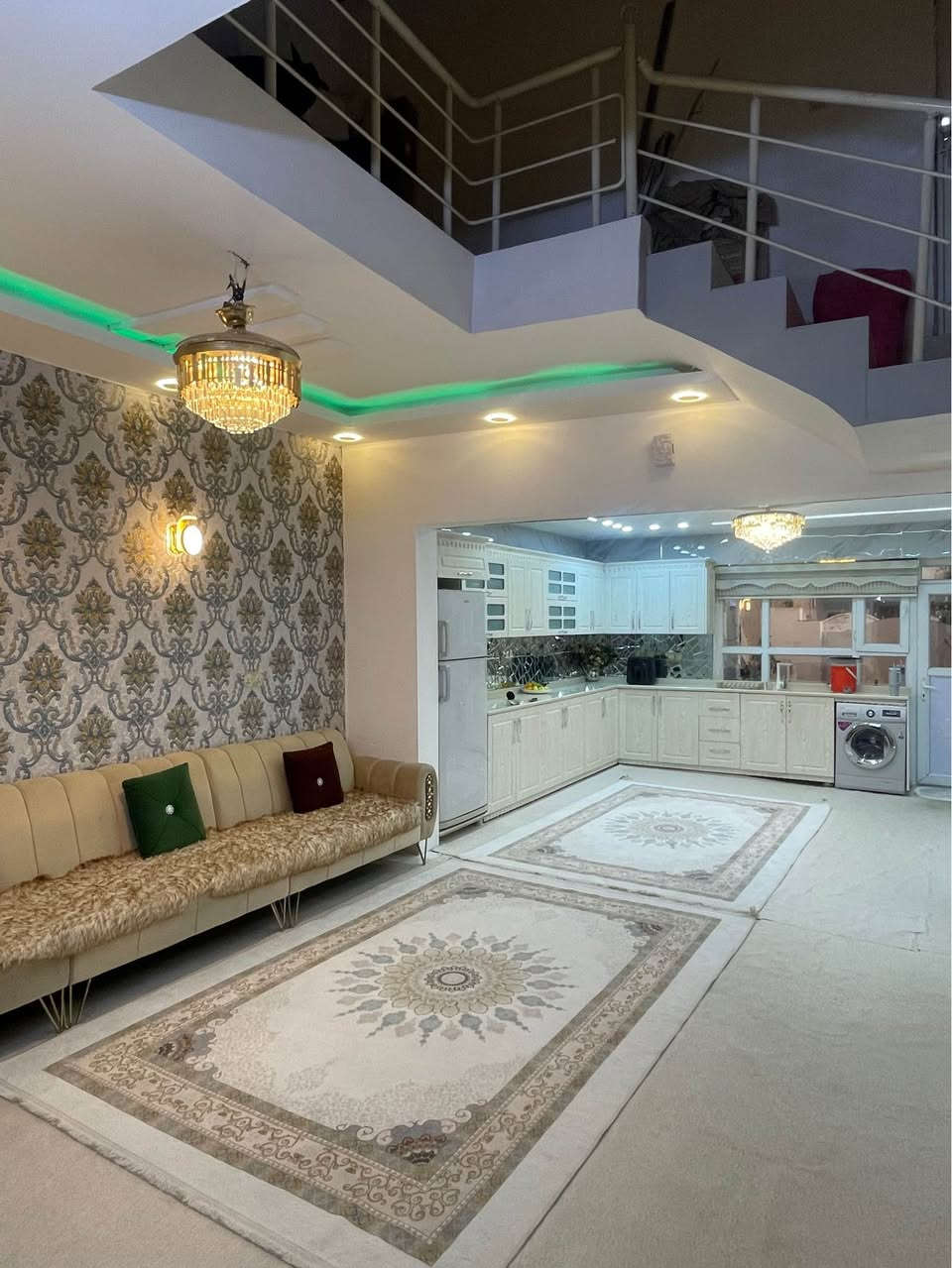 حرف ئێل 6پارچەیە ولەگەڵ کەپسی ناوماڵ ٣پارچە یەکیا ٥بە ٤ ،و٤بە٤ ،٣بە٤ لەگەڵ ئەوەی سەرکەپسەکە ٢دانەیە ئەویش هەردووکیان ٢بە٣ ژمارەی مۆبایل *********** نرخی هەمووی 750هەزارە أربيل, العراق
