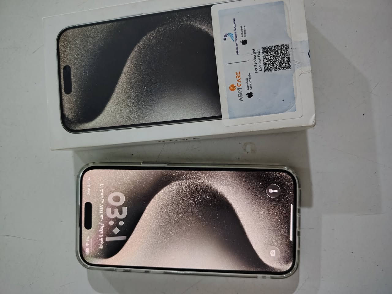 السلام عليكم ايفون 15برو ماكس ذاكره 256بطاريه 100 الجهاز اخو الجديد أو كارتونه أو غراضه موجود او مشحون75 مره  مكاني كربلاء طوريج سعر 1250استفسار اتصل *********** /***********
