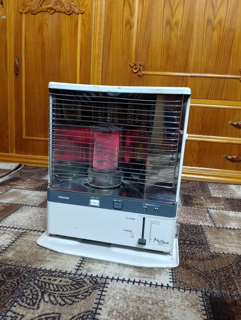 السلام عليكم صوبه للبيع سعر 50 وبيها مجال رقم الهاتف ***********
