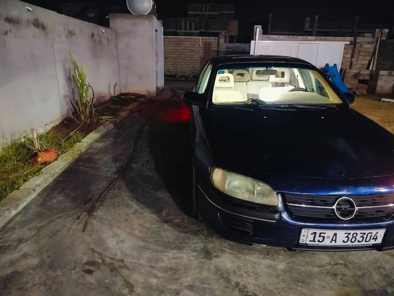 السلام عليكم

اوبل بزون للبيع بسمي رقم دولي وكاله تحويل 

كهربائيات كامله 

محرك ٢٠ 

كير عادي  + ومعها كير اوتو 
مكان السياره الشرقاط الجميله 

السعر 35 وبيها مجال 
***********
