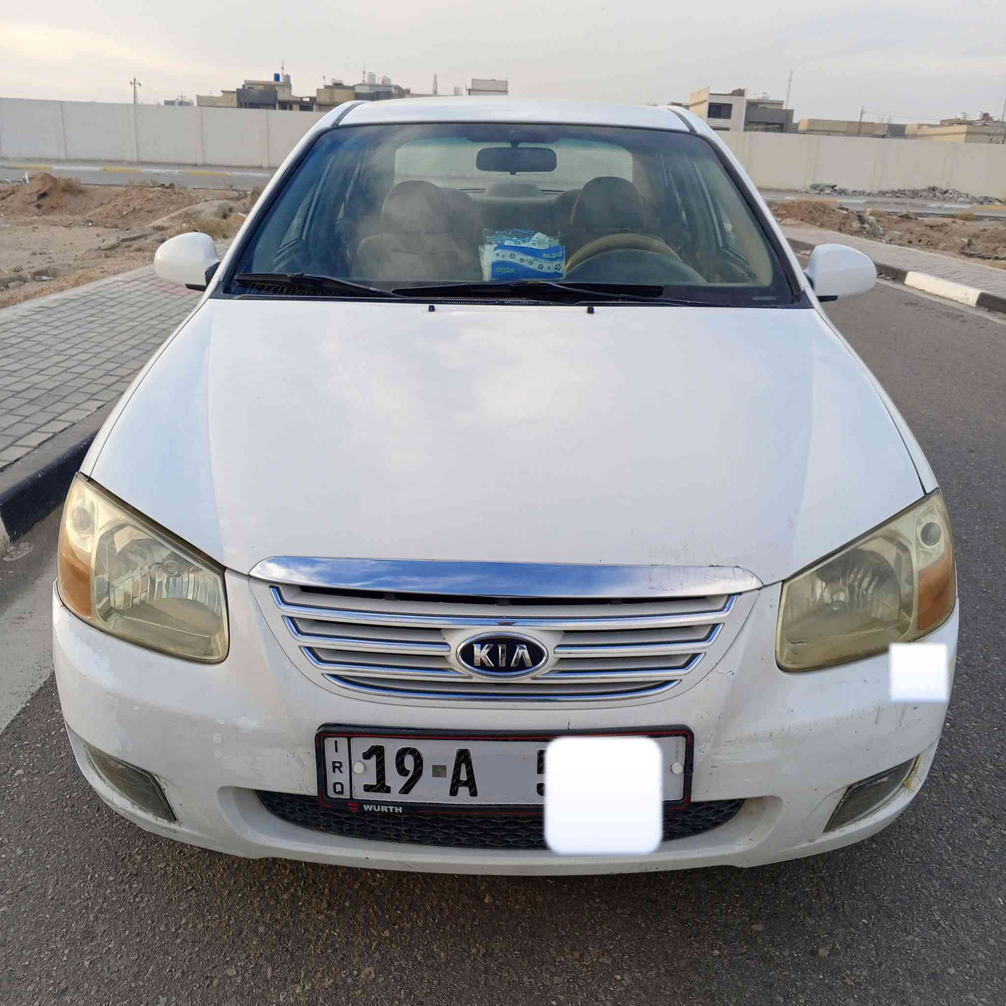 سيراتو 2008خليجي
 مكفوله من الضربه والصبغ وتبديل
رقم كربلاء دولي بسمي سنويه لل 29 
محرك 1600 مكفول تبريد تدفئه شغلات
سعرها 95 مكاني كربلاء 
الاتصال ***********
