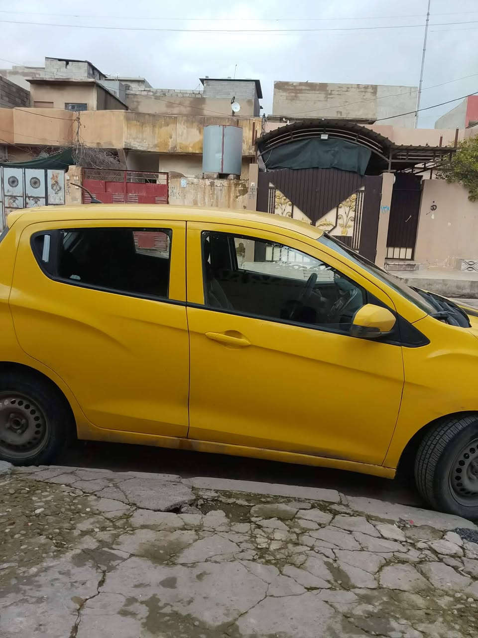 السلام عليكم عندي سبارك للبيع موديل 2016 اني مكلف بل نشر رقم صاحب سياره***********
