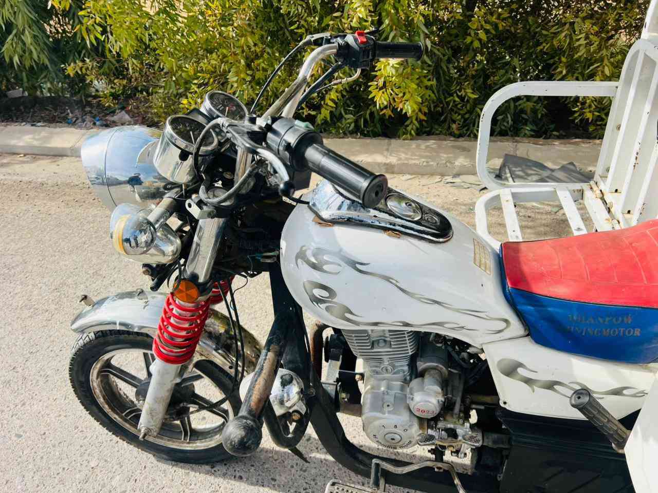 سنوته للبيع موديل 2023 كبس ما مفتوح المحرك السعر 950دولار


**إذا كنت صاحب هذا الإعلان وتريد حذفه لأي سبب، رجاءا أرسل رسالة إلى الدعم الفني**