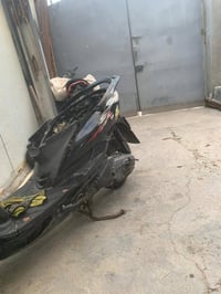 ثعلب للبيع شغاله نقصها يده بريك ولحية وصالنصه لحيم بس الدراجه شغاله ما...