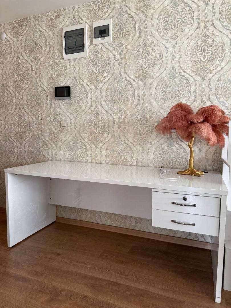 مێزی کار- ئۆفیس
180 x 70 x 75 CM
HDF أربيل, العراق


**إذا كنت صاحب هذا الإعلان وتريد حذفه لأي سبب، رجاءا أرسل رسالة إلى الدعم الفني**