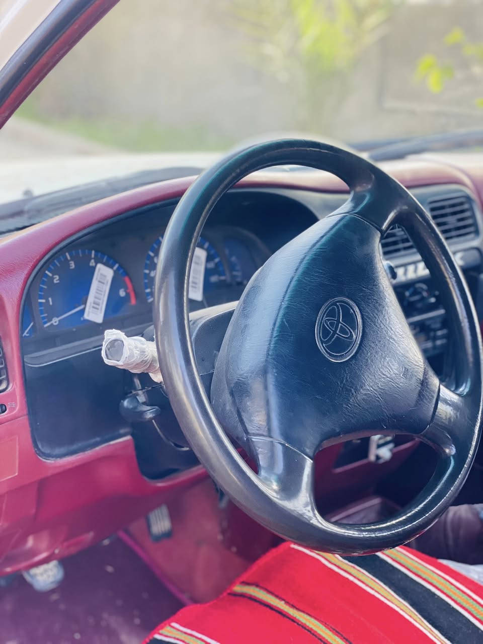 السلام عليكم هايلوكس موديل 2005 رقم كربلاء بآسمي تحويل مباشر بآسم لمشتري سيارة نظيفة لسعر 133 وبيها مجال مكان كربلاء الحسينية لتواصل : ‭0771 305 6116‬
