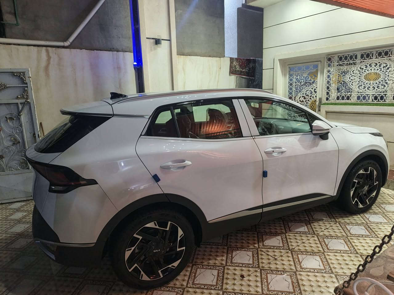 سلام عليكم سبورتج 2025خليجي كفاله عامه
فول مواصفات حته صندوق كهرباء 
فول ما عده فتحه 
ماشيه 21الف 
استفسار وسعر اتصال ع رقم ***********
