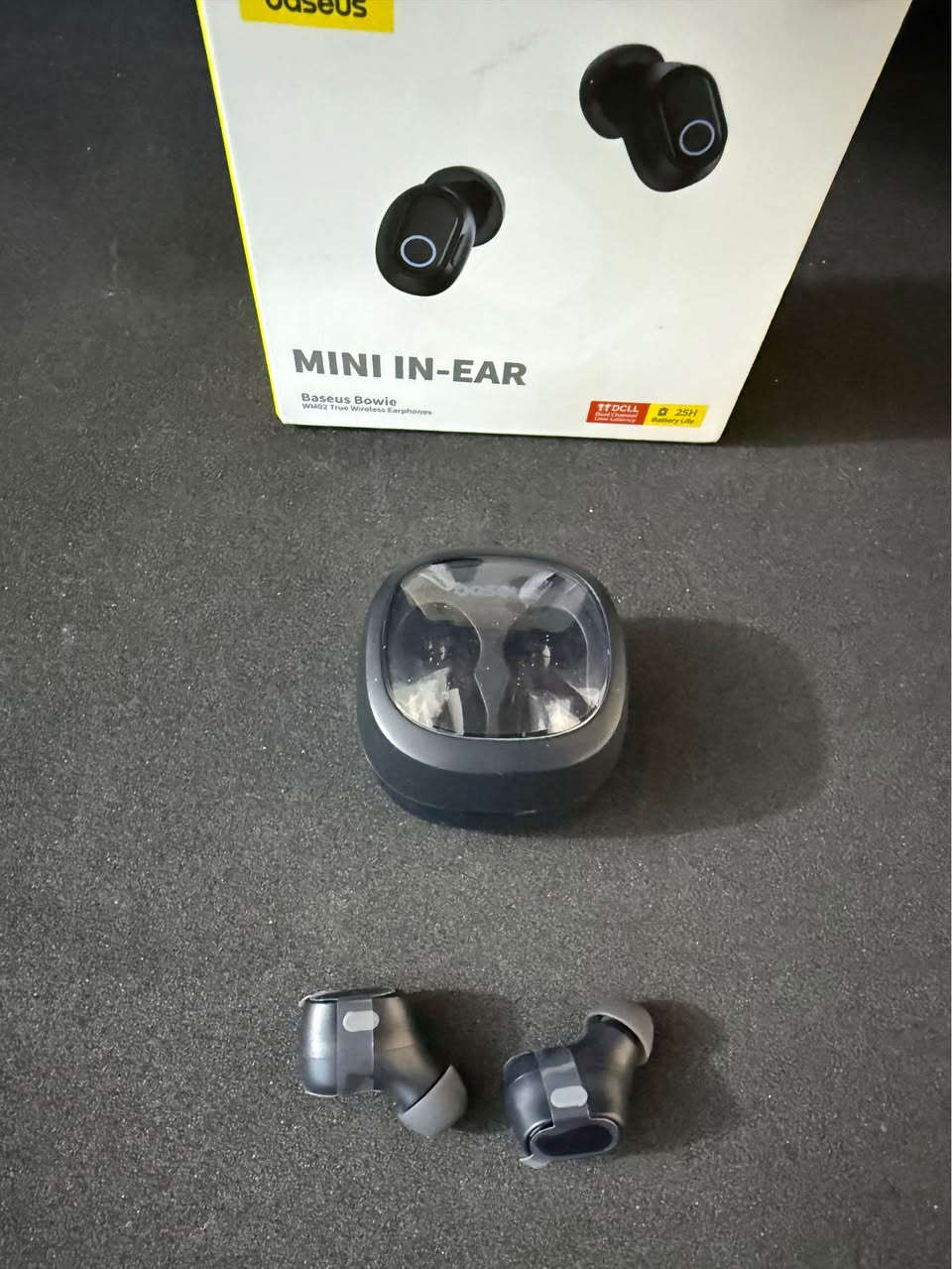 سماعة ماركة Baseus Bowie WM02 

جديدة لوك أصلية

الاتصال: تدعم تقنية Bluetooth 5.3، مما يوفر اتصالاً مستقراً واستهلاكاً منخفضاً للطاقة لمسافة تصل إلى 10 أمتار

توفر السماعة 30 ساعة مدة استخدام مع علبة الشحن

تدعم تقنية الشحن السريع من Baseus؛ حيث يوفر شحنها لمدة 10 دقائق فقط نحو ساعتين من الاستماع

الأداء: تتوفر فيها وضعية "الزمن المنخفض للغاية" (Low Latency) بمعدل 0.06 ثانية، وهي ميزة مثالية للألعاب لضمان تزامن الصوت مع الصورة بشكل مثالي

يمكنك تخصيص إيماءات التحكم باللمس والبحث عن السماعات المفقودة من خلال تطبيق Baseus الرسمي

السعر 25 ألف والتوصيل مجاني كل العراق 🚚

للحجز والاستفسار مراسلة الصفحة 

رابط واتساب مباشر الي يريد يراسلني 👇

https://wa.me/message/ANGQMMLUZKO4C1 بغداد, العراق


**إذا كنت صاحب هذا الإعلان وتريد حذفه لأي سبب، رجاءا أرسل رسالة إلى الدعم الفني**