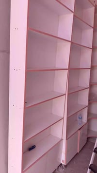 رفوف او باترينات للبيع الشراي يتصل 07818068289