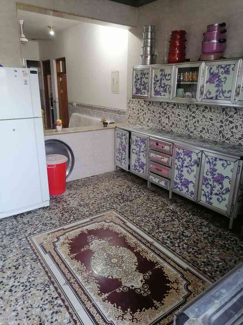 بيت للبيع زراعي طابقين ركن خمس غرف نوم مطابخ عدد ٢ صحيات عدد٣ منطقت الرظوان مال ابومنيصير مدخل الرظوان الشارع العريض مدخل السيول مؤجر حاليآ ٣٠٠ الف يرهم استثما ر يقطع الطابق الأول عن الطابق الثاني الأول ٣٠٠  الف والثاني ٢٠٠ الف السعر ٦٠ مليون مجال قليل  ***********.  ***********
