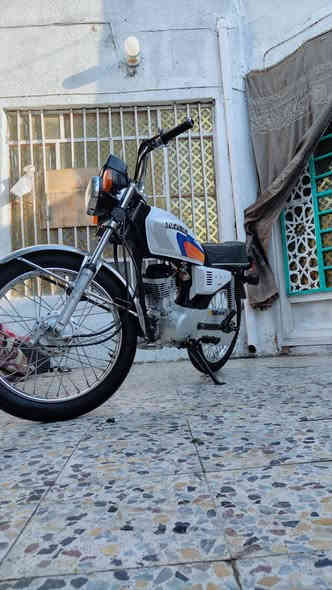 سلام عليكم دراجه ارشه مديل 21 دراجه نضيفه وراق اصولي مو سكنر سعر650وبيه مجال قليل رقم***********
