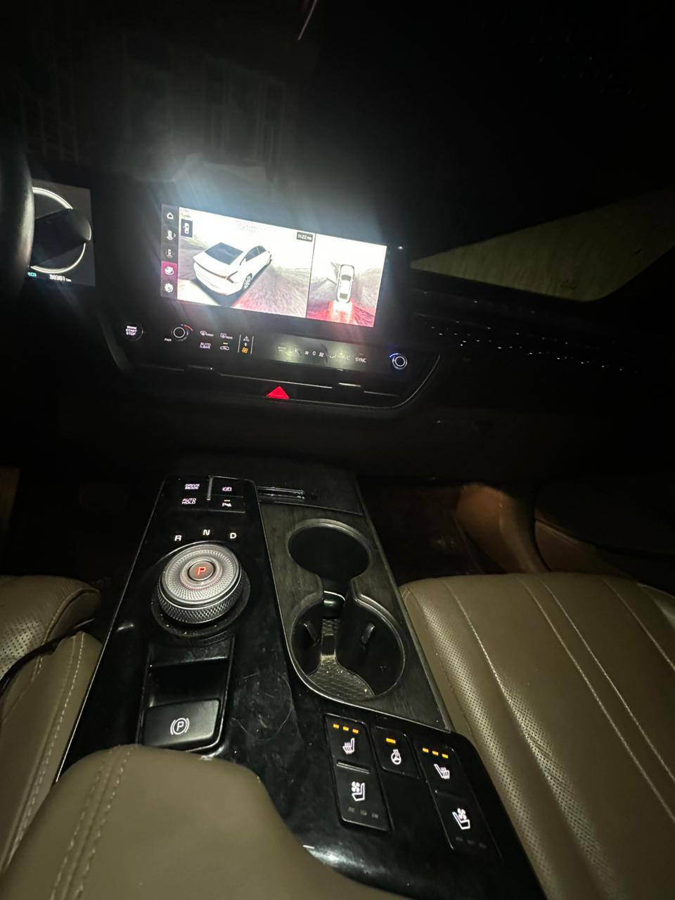 السلام عليكم k8 كادينزا
موديل2023للبيع
السعر 165 ماشية 38الف فقط
وارد كوري هايبرد ضرر جاملغ وبنيد وصبغ قبق الجنطة رش فقط الجاملغ نفس اللون  رقم بغداد انكليزي 
المواصفات مليانة 
كير موس 
مري شفط ورادار ونقطة عمياء واشاير 
كاميرات مليانه 
كشنات مساج وتدفئة وتبريد و كهرباء وذاكرة والخلفي Vip وتحكمات خلفية حتى المسجل والتبريد 
ستيرن تدفئة وكهرباء وشفتات 
شاشة متصلة وكار بلي 
مضخم صوت مضخم فول مرديان 
جنطة كهرباء 
بردة خلفية كهربائية وبردات جانبية 
اشارة لكزز لد نهاري وزنون بلادي 
ويل 18كروم 
شحن وايرلس 
تشغيل عن بعد قيادة ذاتية تحديد مسار 
اصطفاف مليانه 
كشنات مساج
مودات قيادة ايكو وسبورت 
اشاير داخل العداد الكيجات تجتل 
نشرة الدشبول والابواب روس رايز 
وبعد بيها هواية مواصفات 
مكان السيارة بالحلة مركز مدينة 
***********
اوتو هولد
