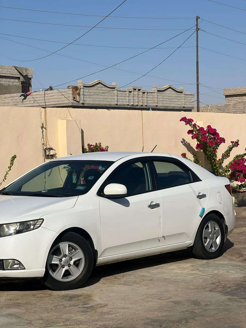 كيه سيراتو 2011
وضع شركه 
بدون صبغ كفاله عامه 
كير ومحرك. جدد
تبريد ثلج ❄️ تدفئه 🔥 
تخم تاير جديد 
شاشه تاب وكامره 
لايت زنون شمسي
 بدون موصفات عميه 
دفتر بانزين كركوك 
بسمي وشرط التحويل رقم سليمانيه
السعر (١١٢)وبيه مجال بسيط 
مكاني كركوك  
الاستفتار اتصال عل رقم ***********
